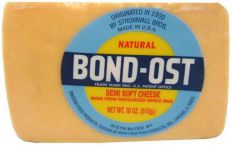 Bond Ost 1/2 Wheel "Farmers Cheese" - Caraway